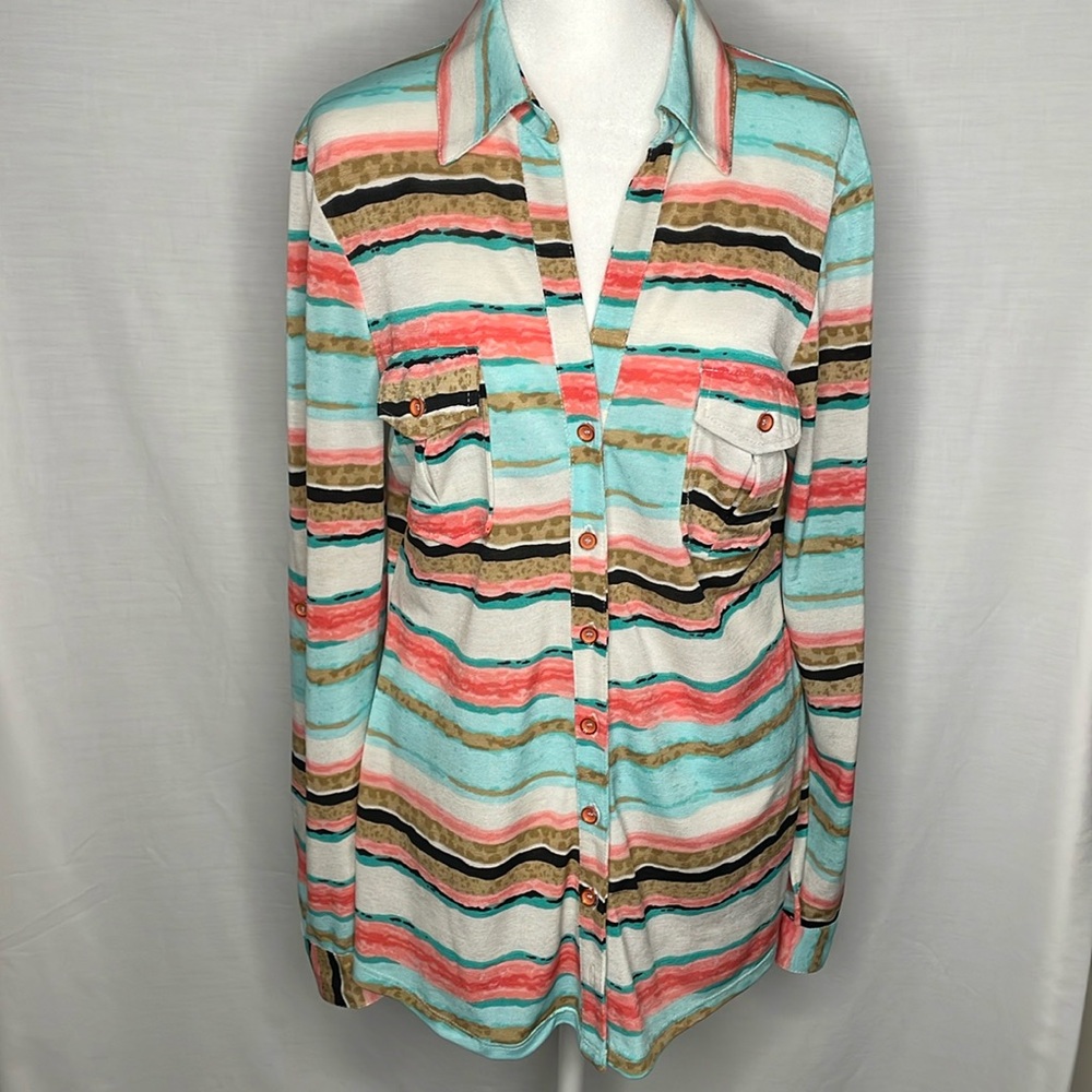 Mesmerize Long Sleeve Lightweight Knit Shirt Size Medium